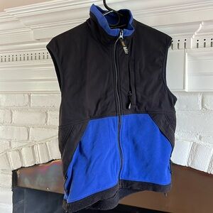 REI fleece vest with zip pockets sz M